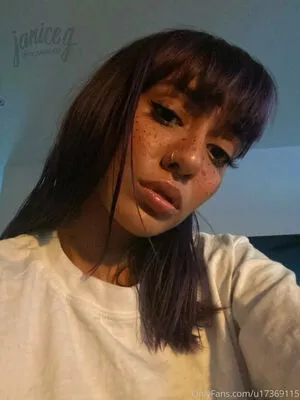Janice Griffith OnlyFans Leaked Free Thumbnail Picture - #dluIieml2c