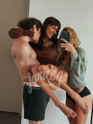 Janice Griffith OnlyFans Leaked Free Thumbnail Picture - #kDN62f383p