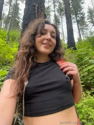 Janie Fit OnlyFans Leaked Free Thumbnail Picture - #SNKFV8VEAp