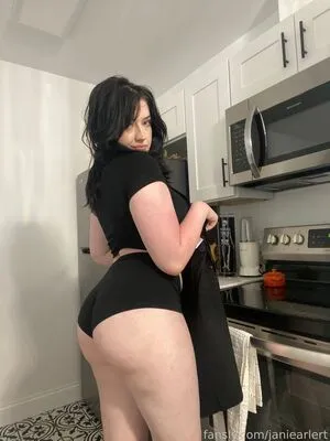 Janiearlert OnlyFans Leaked Free Thumbnail Picture - #lOmaLrcO7m