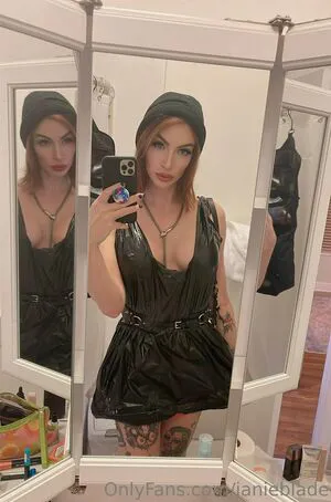 Janieblade OnlyFans Leaked Free Thumbnail Picture - #AhoraLbsPo
