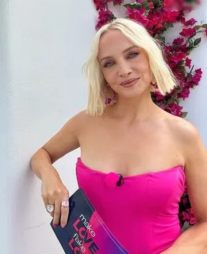 Janin Ullmann OnlyFans Leaked Free Thumbnail Picture - #iPxMZfcRAb