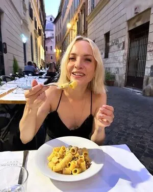 Janin Ullmann OnlyFans Leaked Free Thumbnail Picture - #pNWc5LjXED