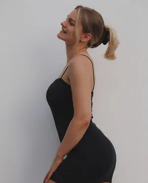Janina Ger OnlyFans Leaked Free Thumbnail Picture - #DUHhEHuACr