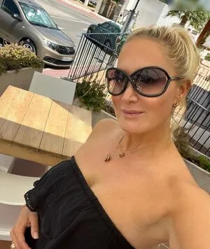 Janine Kunze OnlyFans Leaked Free Thumbnail Picture - #HtbuY7Q459