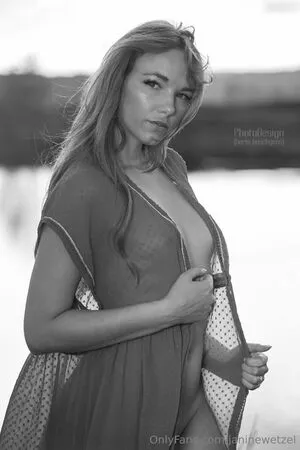 Janine Wetzel OnlyFans Leaked Free Thumbnail Picture - #8R8ZZ8xx3s