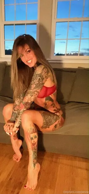 Janine OnlyFans Leaked Free Thumbnail Picture - #4GdBptqAY0