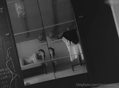 Janinehft22 OnlyFans Leaked Free Thumbnail Picture - #s39Q2RJQra