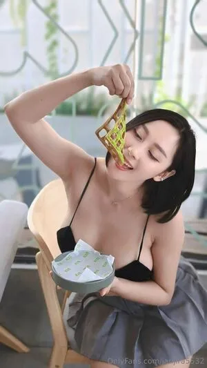 Janjira5532 OnlyFans Leaked Free Thumbnail Picture - #GykghE7qse