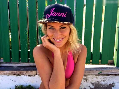 Janni Hnscheid OnlyFans Leaked Free Thumbnail Picture - #ZxHszwXurt