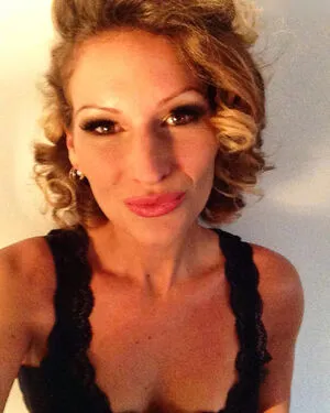 Janni Hnscheid OnlyFans Leaked Free Thumbnail Picture - #f7LM8Crppn