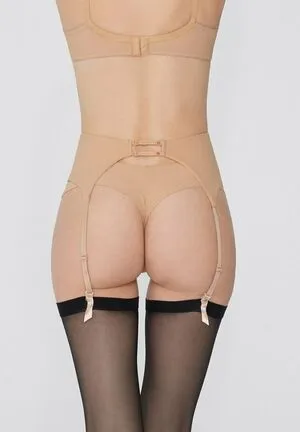 Jarretelles OnlyFans Leaked Free Thumbnail Picture - #ZwkxQSZpgp