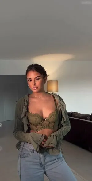 Jasmin Azizam OnlyFans Leaked Free Thumbnail Picture - #MyR13X8Kin