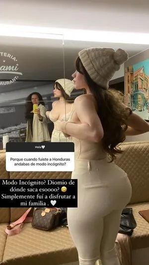 Jasmin Reyeshn OnlyFans Leaked Free Thumbnail Picture - #84YJBqAgEM