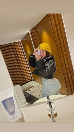Jasmin Reyeshn OnlyFans Leaked Free Thumbnail Picture - #um2P4ianpv