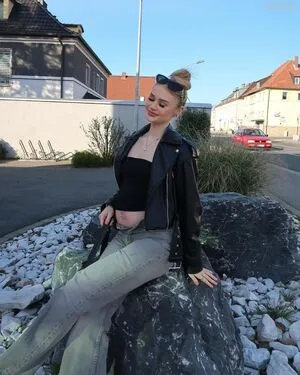 Jasmin Schneider OnlyFans Leaked Free Thumbnail Picture - #7P0BK09ZSD