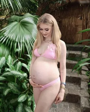 Jasmin Schneider OnlyFans Leaked Free Thumbnail Picture - #MNRI7ukh92