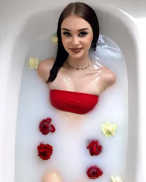 Jasmin Schneider OnlyFans Leaked Free Thumbnail Picture - #t83uwUD1vh