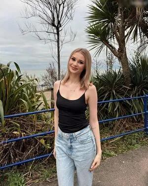 Jasmin Schneider OnlyFans Leaked Free Thumbnail Picture - #uk9Rv5x8rI