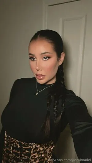 Jasminaniel OnlyFans Leaked Free Thumbnail Picture - #cusIhS4bft
