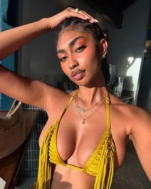 Jasmine Chola OnlyFans Leaked Free Thumbnail Picture - #AjoKW1AF9Z