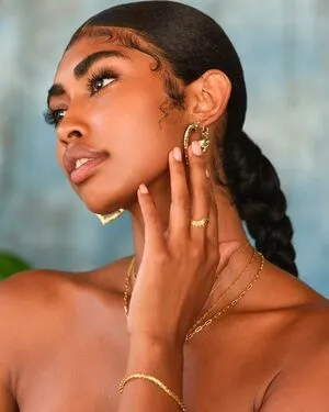 Jasmine Chola OnlyFans Leaked Free Thumbnail Picture - #HYMxj9apEA
