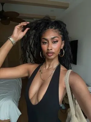 Jasmine Chola OnlyFans Leaked Free Thumbnail Picture - #eBECAMQkVJ
