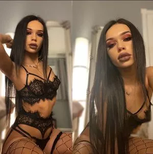 Jasmine Hendrix Thumbnail Picture