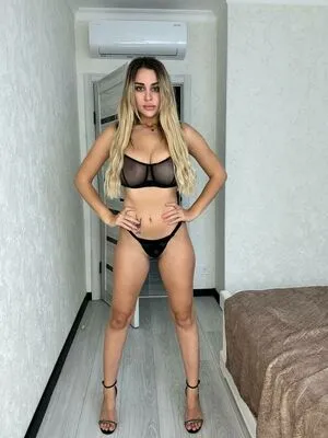 Jasmine Mills OnlyFans Leaked Free Thumbnail Picture - #OFDTppukML