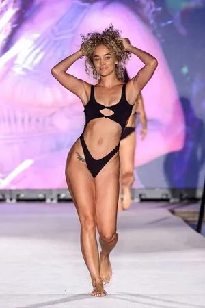 Jasmine Sanders OnlyFans Leaked Free Thumbnail Picture - #HTo2ItdLov