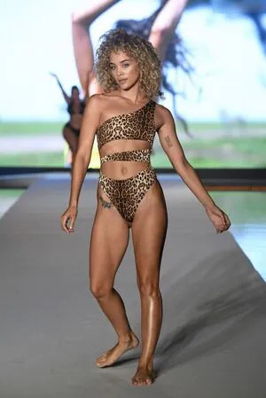 Jasmine Sanders OnlyFans Leaked Free Thumbnail Picture - #c9wHU86nCn