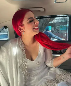 Jasmine Sandlas OnlyFans Leaked Free Thumbnail Picture - #hoNSnlsdX2