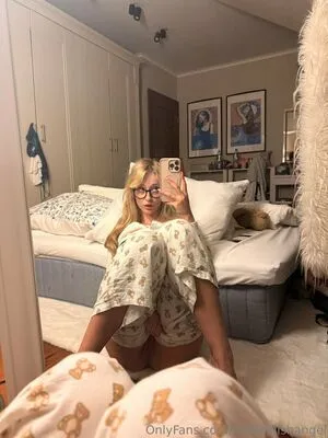 Jasmineabsolom OnlyFans Leaked Free Thumbnail Picture - #VM2MvAd3ia