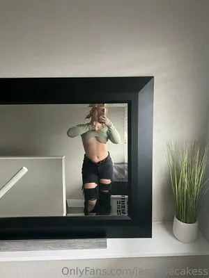 Jasminecakess OnlyFans Leaked Free Thumbnail Picture - #FF9SazKxuf