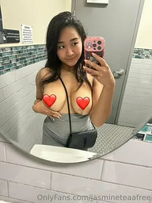 Jasmineteaafree OnlyFans Leaked Free Thumbnail Picture - #YMWHh1vA6O