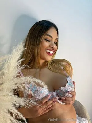 Jasminzare OnlyFans Leaked Free Thumbnail Picture - #11THrffqyD