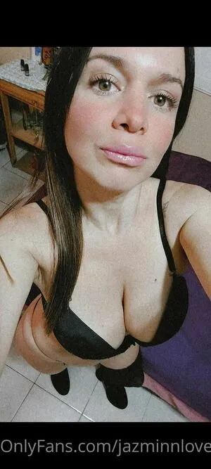 Jazminnlove OnlyFans Leaked Free Thumbnail Picture - #0zsOyIcAJD