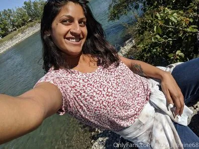 Jazzy Jasmine OnlyFans Leaked Free Thumbnail Picture - #OixS3Cvcag