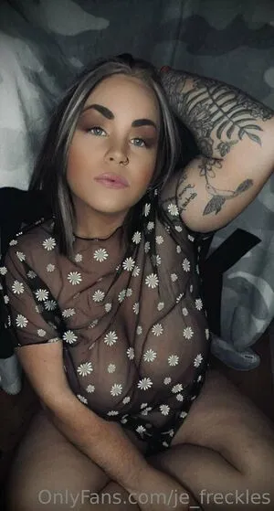 Je Freckles OnlyFans Leaked Free Thumbnail Picture - #02CD8AMcWF