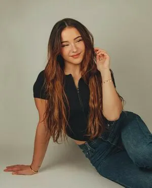 Jeanne Brem OnlyFans Leaked Free Thumbnail Picture - #E81KlwgpL7