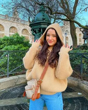 Jeanne Brem OnlyFans Leaked Free Thumbnail Picture - #FVLV1B5vNu