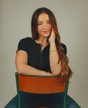 Jeanne Brem OnlyFans Leaked Free Thumbnail Picture - #ISxC0M0NWI