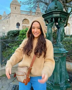 Jeanne Brem OnlyFans Leaked Free Thumbnail Picture - #qcYwZwEZR7