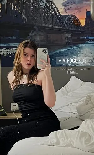 Jeanne Zeitler OnlyFans Leaked Free Thumbnail Picture - #dMiQiAZyiW