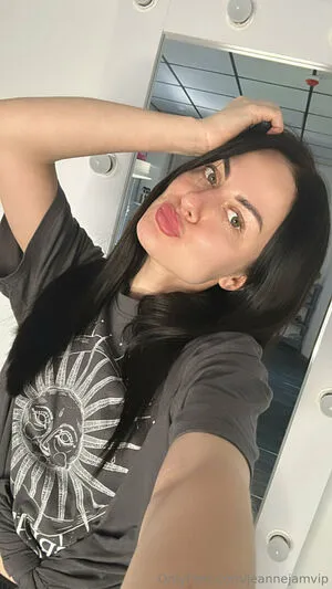 Jeannejamvip OnlyFans Leaked Free Thumbnail Picture - #vMtaD5iXM8