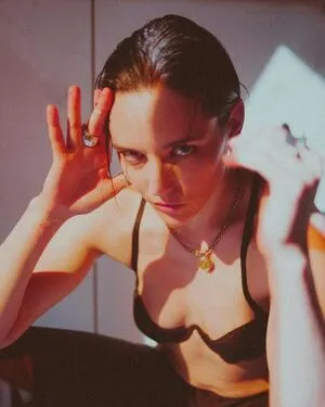 Jehnny Beth OnlyFans Leaked Free Thumbnail Picture - #eulztS0tPi