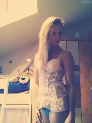 Jeje1704 Goldschatz OnlyFans Leaked Free Thumbnail Picture - #XjA9yGa65F