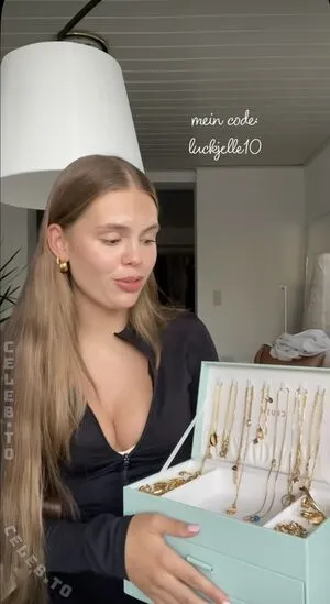 Jellefeline OnlyFans Leaked Free Thumbnail Picture - #hgsco9lMVN