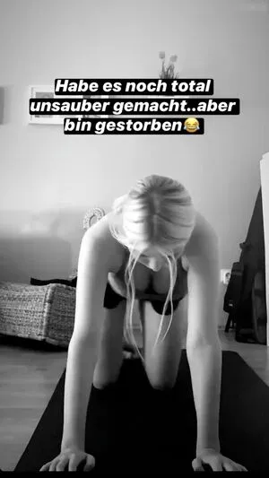 Jellina OnlyFans Leaked Free Thumbnail Picture - #NFHN2xPpXS