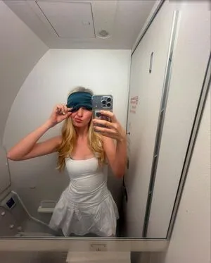Jellina OnlyFans Leaked Free Thumbnail Picture - #dCHbOUCqam